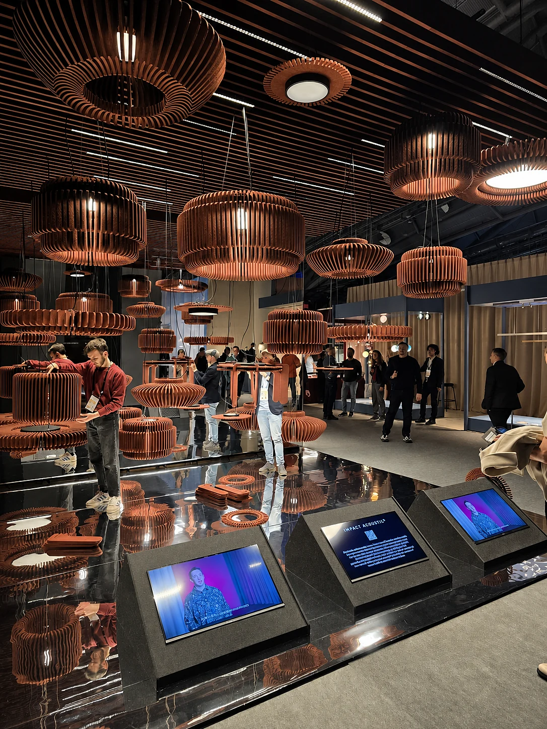 Exhibition Field Notes: When Acoustic Lighting Becomes Architecture